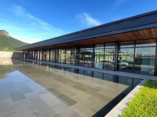 Terreno com 309m², à venda, no bairro Cidade Universitária Pedra Branca em Palhoça