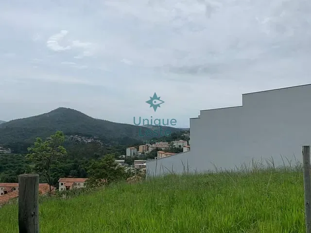 Terreno com 581m², à venda, no bairro Jardim Felicidade em Belo Horizonte