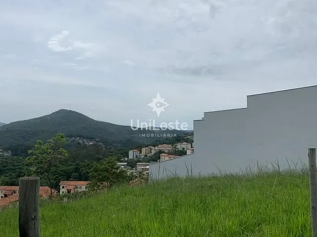 Terreno com 581m², à venda, no bairro Jardim Felicidade em Belo Horizonte