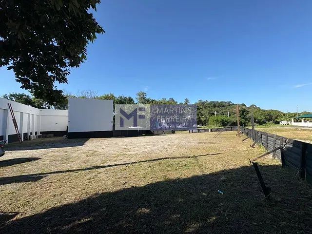 Terreno com 300m², para alugar, no bairro Vargem Pequena em Rio de Janeiro