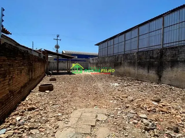 Terreno com 396m², à venda, no bairro Centro em Teresina