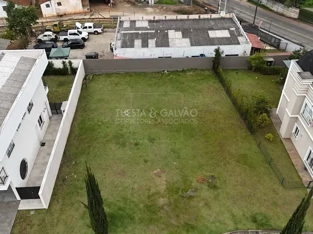 Terreno com 605m², à venda, no bairro Santa Felicidade em Curitiba