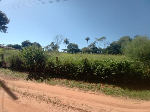 Terreno com 1700m², à venda, no bairro Pedregulho em Pedregulho