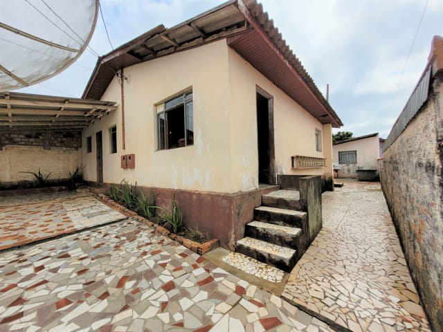 Terreno com 396m² 1 quarto e 1 banheiro, à venda, no bairro Oficinas em Ponta Grossa