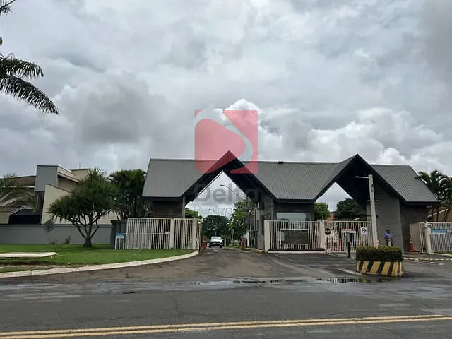 Terreno com 300m², à venda, no bairro Jardim Clube do Bosque em Leme