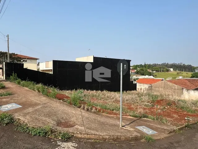 Terreno com 415m², à venda, no bairro Jd Roland em Rolândia