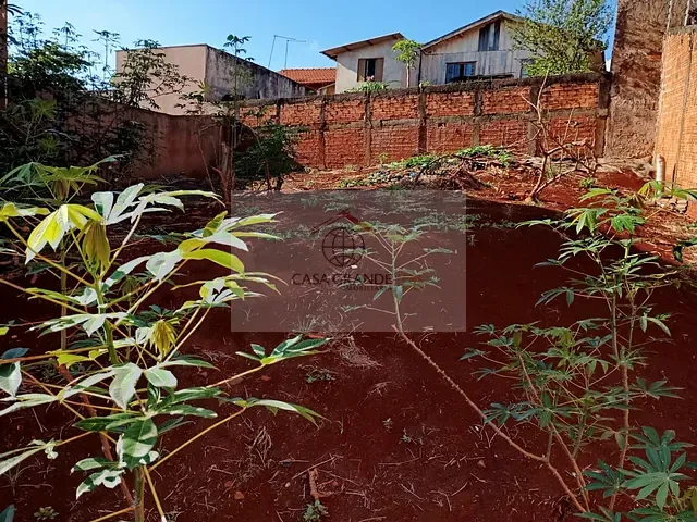 Terreno com 300m², à venda, no bairro Jardim Santana em Rolândia