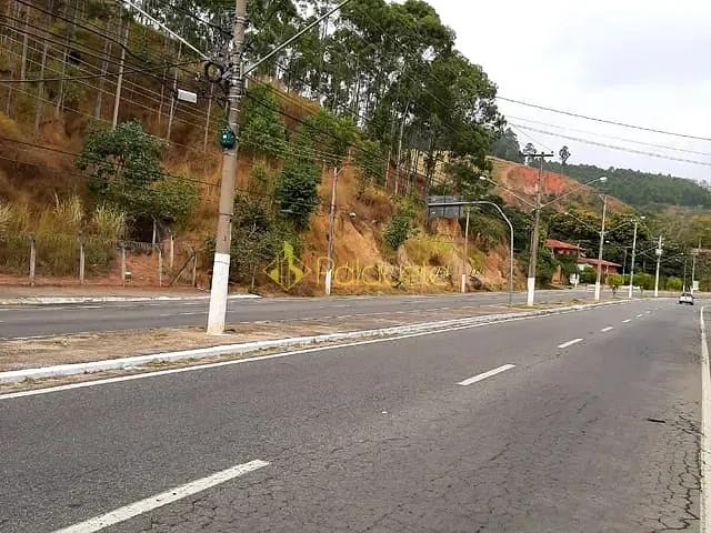 Terreno com 380m², à venda, no bairro Itaguaçú em Aparecida