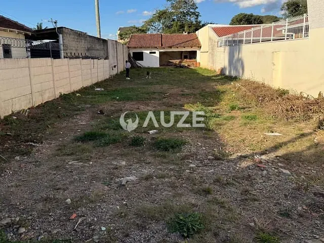 Terreno com 440m², à venda, no bairro Vila Izabel em Curitiba