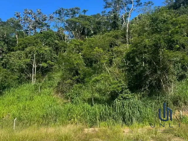 Terreno com 249m², à venda, no bairro Casa de Pedra em Volta Redonda