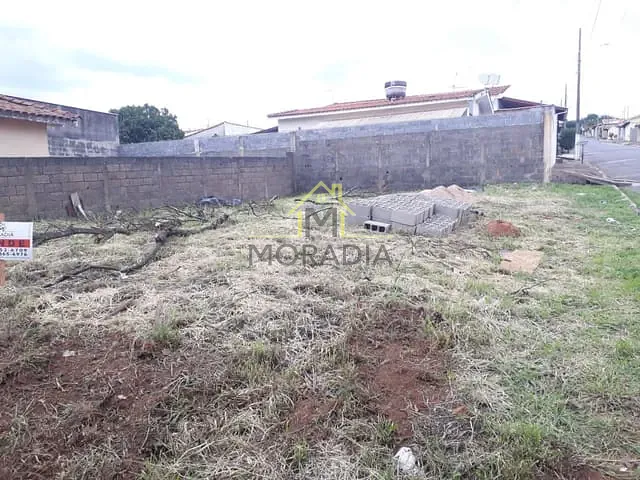 Terreno com 210m², à venda, no bairro Jardim Europa em Guaxupé