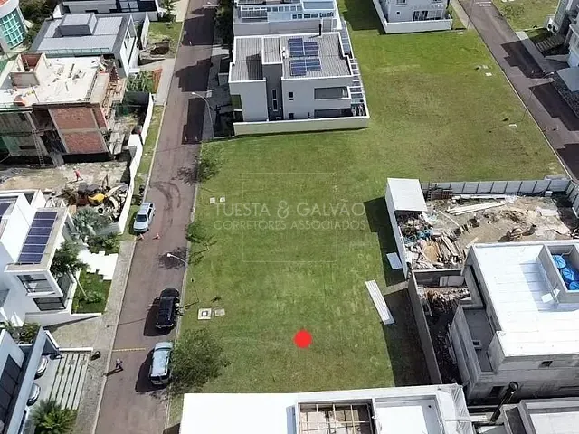 Terreno com 411m², à venda, no bairro Uberaba em Curitiba
