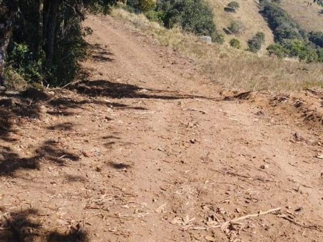 Terreno com 149400m², à venda, no bairro 3 Pedras em Córrego do Bom Jesus
