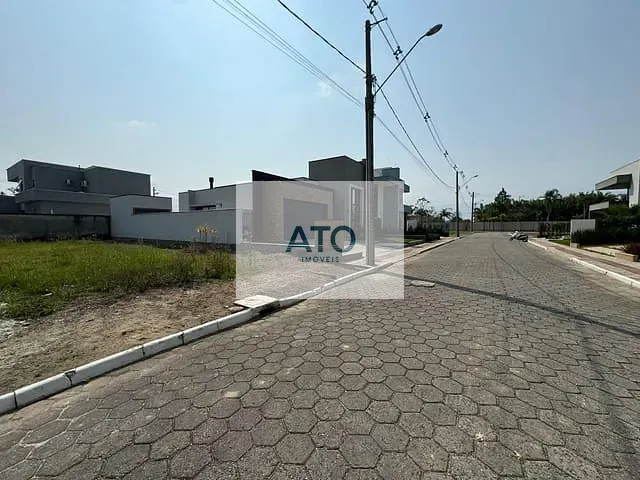 Terreno com 400m², à venda, no bairro universitario em Tijucas