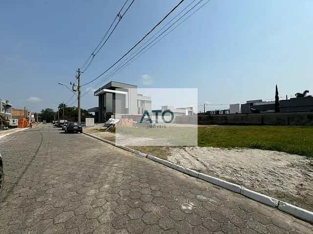 Terreno com 400m², à venda, no bairro universitario em Tijucas