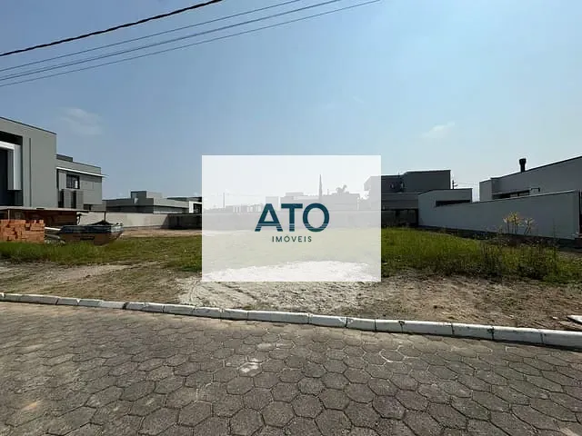Terreno com 400m², à venda, no bairro universitario em Tijucas