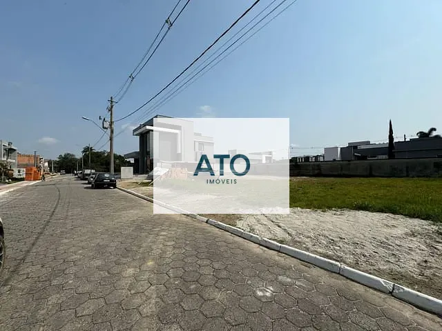 Terreno com 400m², à venda, no bairro universitario em Tijucas