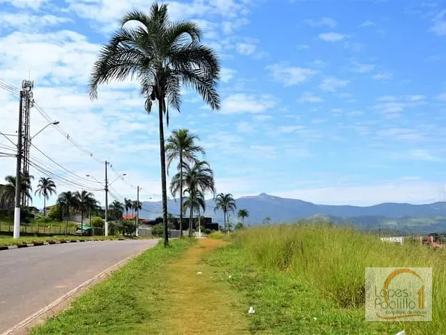 Terreno com 202m², à venda, no bairro Nova Cerejeiras em Atibaia