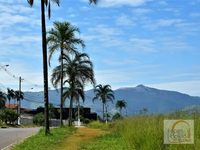 Terreno com 202m², à venda, no bairro Nova Cerejeiras em Atibaia