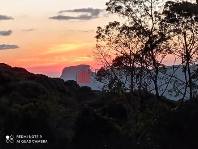 Terreno com 1200m², à venda, no bairro Alto da Boa Vista em Campos Do Jordão