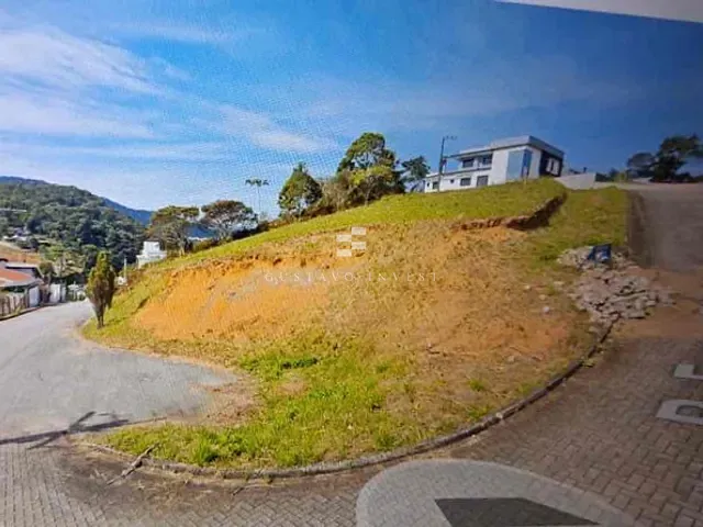 Terreno com 639m², à venda, no bairro Dom Joaquim em Brusque