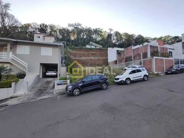 Terreno com 515m², à venda, no bairro Nossa Senhora da Salete em Concórdia