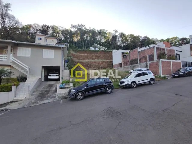 Terreno com 515m², à venda, no bairro Nossa Senhora da Salete em Concórdia