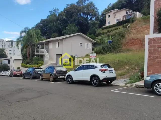 Terreno com 515m², à venda, no bairro Nossa Senhora da Salete em Concórdia