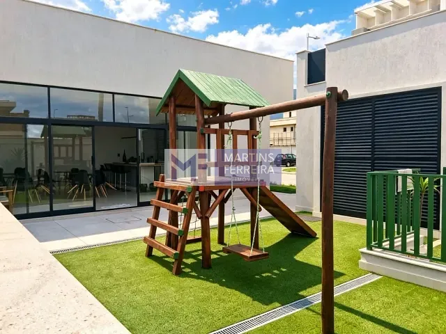 Terreno com 181m², à venda, no bairro Recreio dos Bandeirantes em Rio de Janeiro