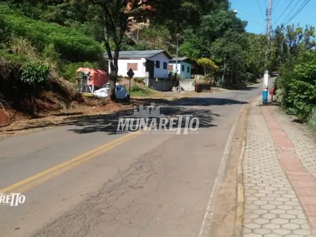 Terreno com 450m², à venda, no bairro Centro em Piratuba