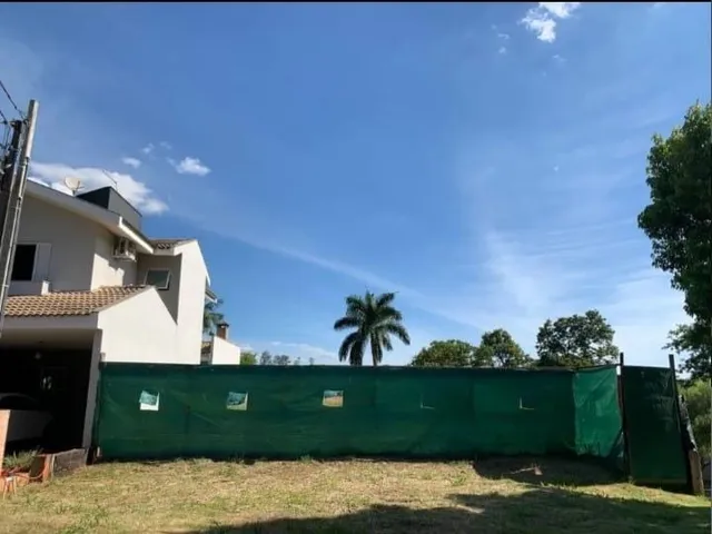 Terreno com 300m², à venda, no bairro Aurora em Londrina