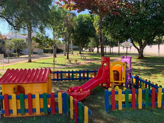 Terreno com 300m², à venda, no bairro Aurora em Londrina