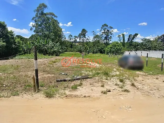 Terreno com 1400m², à venda, no bairro Parateí em Santa Isabel