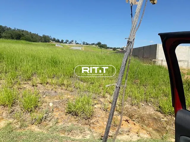 Terreno com 600m², à venda, no bairro Santa Cândida em Vinhedo