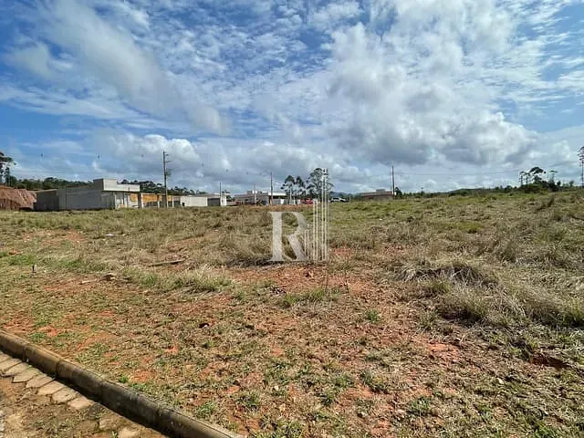 Terreno com 360m², à venda, no bairro Nova Descoberta em Tijucas