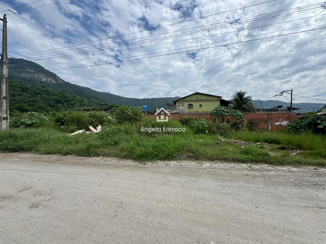 Terreno com 480m², à venda, no bairro Recanto de Itaipuaçu (Itaipuaçu) em Maricá
