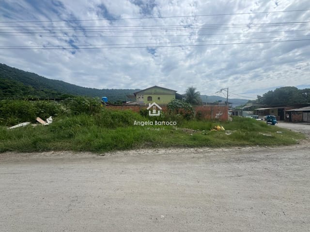 Terreno com 480m², à venda, no bairro Recanto de Itaipuaçu (Itaipuaçu) em Maricá