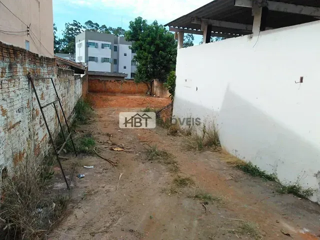 Terreno com 400m², à venda, no bairro Vila São Francisco em Bauru
