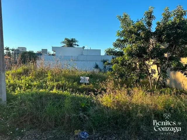 Terreno com 301m², à venda, no bairro Jardim Itália em Maringá