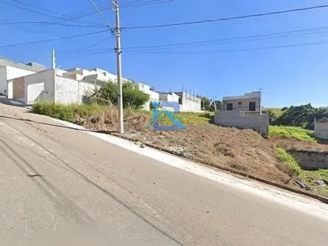 Terreno com 250m², à venda, no bairro Alpes do Cruzeiro em Itatiba