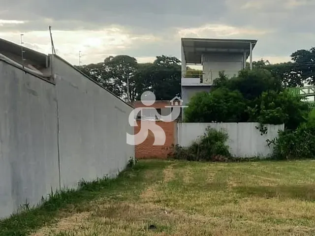 Terreno com 299m², à venda, no bairro Centro em Saltinho