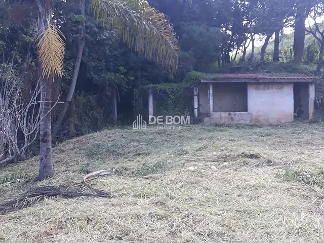 Terreno com 1000m², à venda, no bairro Laranjeiras em Caldas