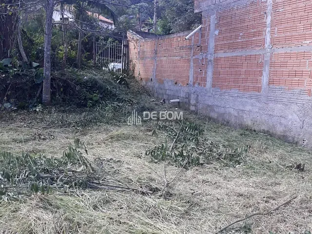 Terreno com 1000m², à venda, no bairro Laranjeiras em Caldas
