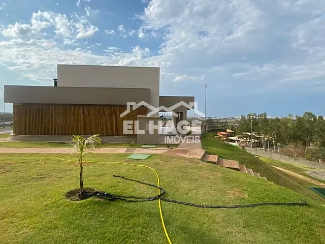 Terreno com 250m², à venda, no bairro Ribeirão do Lipa em Cuiabá