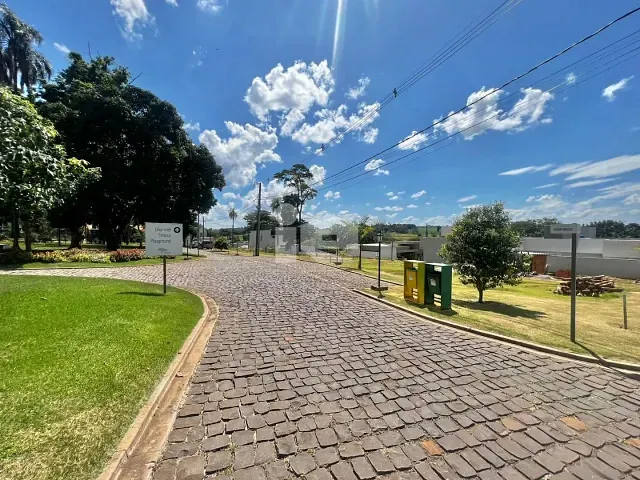 Terreno com 394m², à venda, no bairro Natural Life em Rolândia