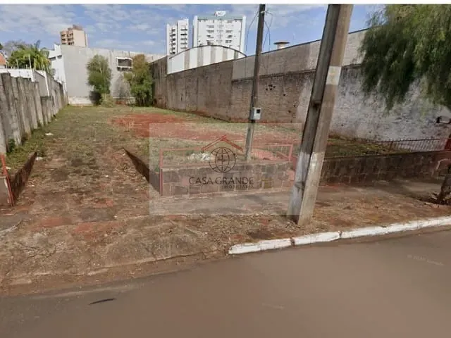 Terreno com 618m², à venda, no bairro Centro em Rolândia