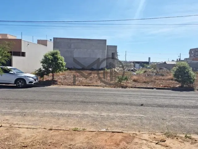Terreno com 360m², à venda, no bairro Jardim Curitiba em Sinop