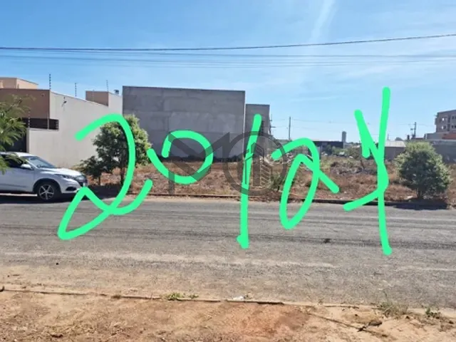 Terreno com 360m², à venda, no bairro Jardim Curitiba em Sinop