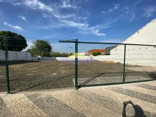 Terreno com 814m², à venda ou para alugar, no bairro Centro em Capivari