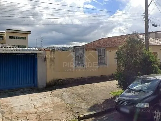 Terreno com 300m², à venda, no bairro Centro em Poços de Caldas